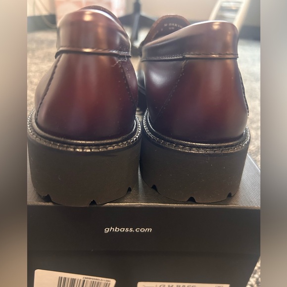 G.H. Bass whitney super lug penny loafer - Picture 4 of 5